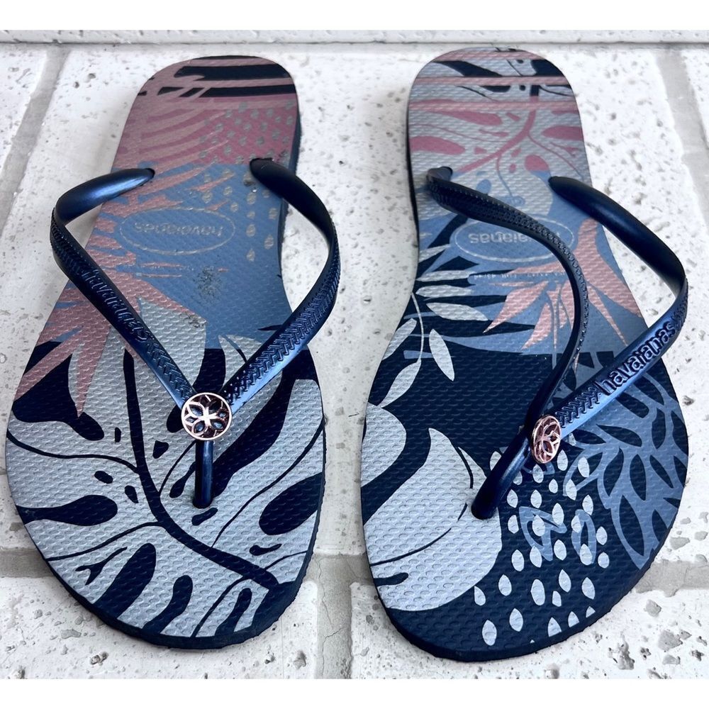 Havaianas Women’s Tropical Hawaiian Leaf Flip Flops Black Gold Silver Sz 11-12
